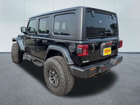 Used 2022 Jeep Wrangler Unlimited Sahara w/ Advanced Safety Group AWD/4WD image 2