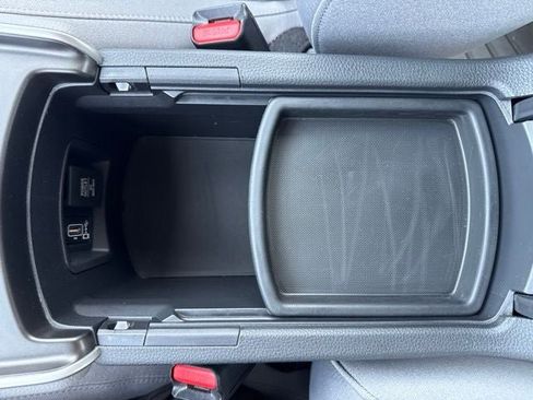 Used 2020 Honda Accord EX image 32