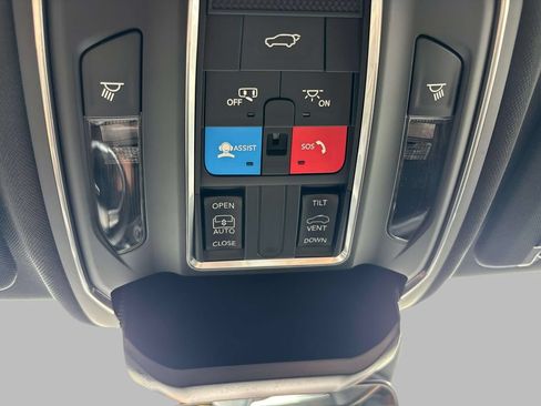New 2026 Jeep Grand Cherokee Laredo X AWD/4WD image 13