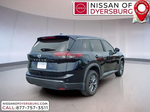 Used 2026 Nissan Rogue S FWD image 3