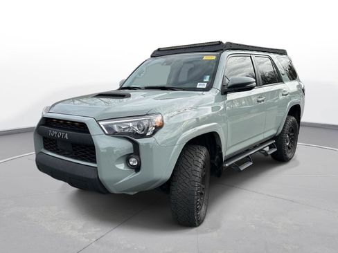 Used 2022 Toyota 4Runner TRD Off-Road Premium image 2