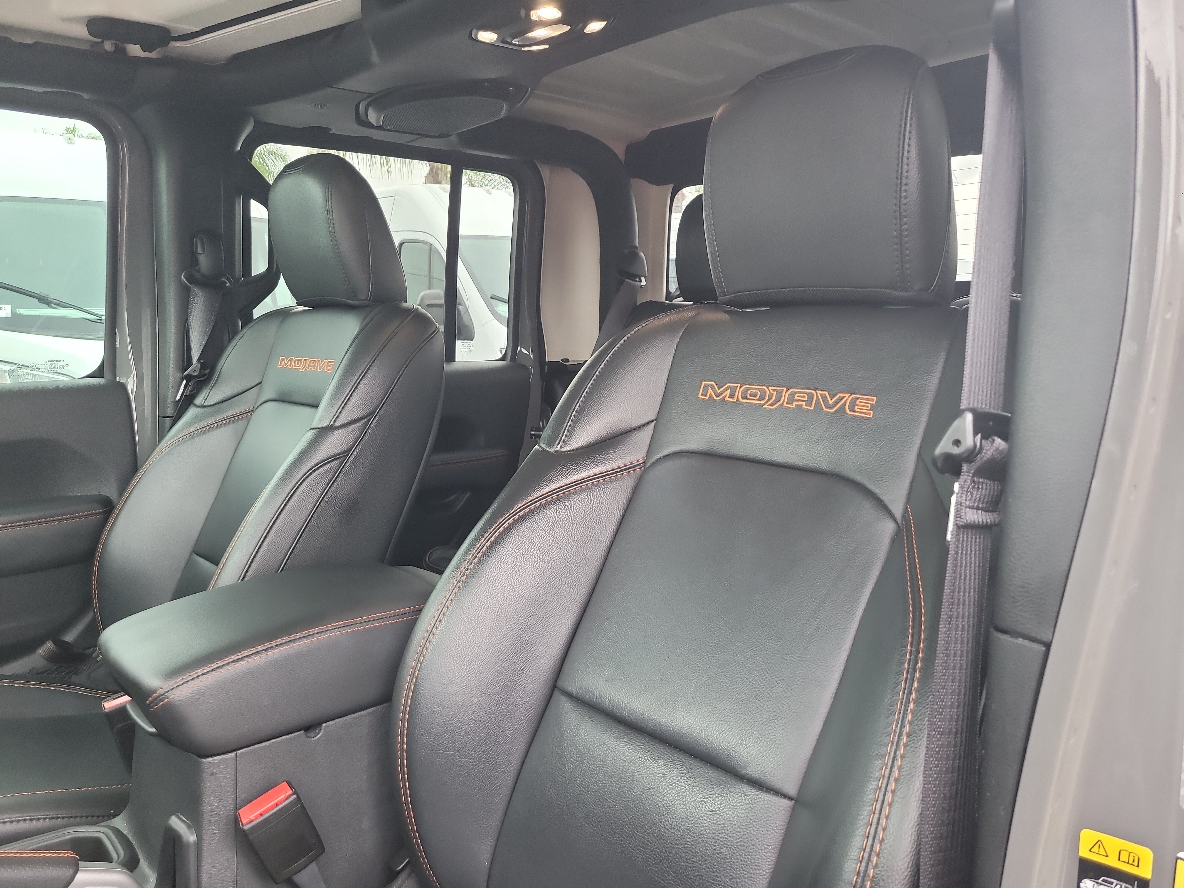 Used 2022 Jeep Gladiator Mojave AWD/4WD image 19