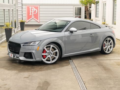 Used 2018 Audi TT RS image 2