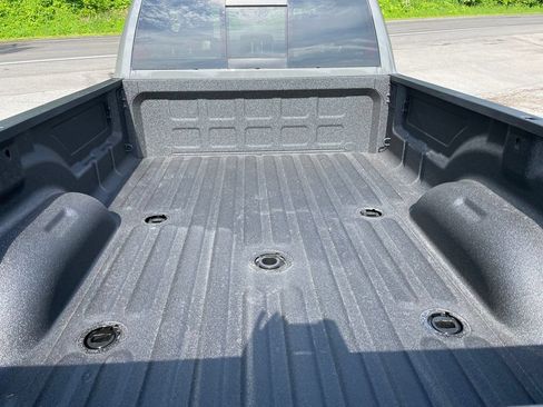 New 2026 RAM 3500 Big Horn AWD/4WD image 9