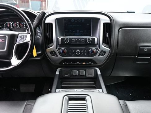 Used 2018 GMC Sierra 1500 SLT w/ Enhanced Driver Alert Package RWD image 10