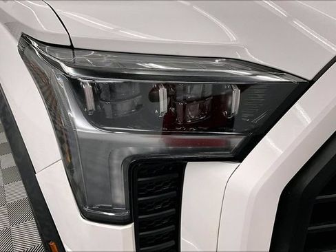 Used 2022 Toyota Tundra TRD Pro AWD/4WD image 34