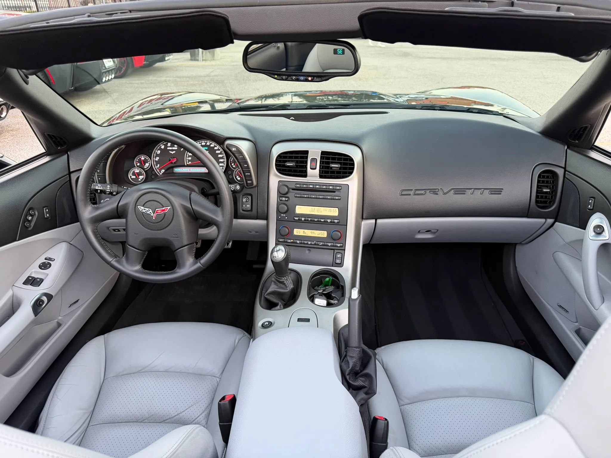 Used 2005 Chevrolet Corvette Convertible w/ Preferred Equipment Group RWD image 25