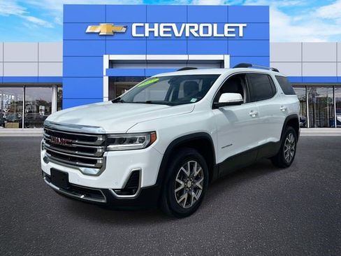 Certified 2023 GMC Acadia SLT w/ Preferred Package AWD/4WD image 2