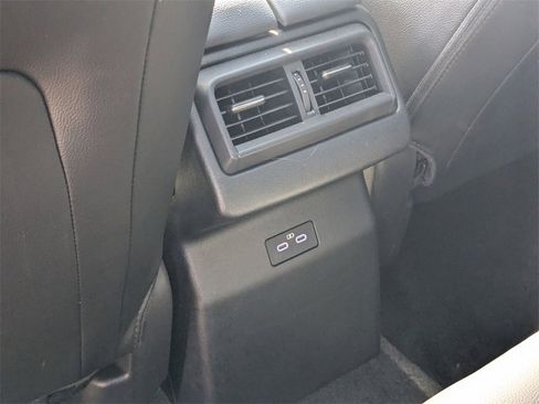 Used 2025 MAZDA CX-50 AWD 2.5 Hybrid w/ Premium Pkg image 29