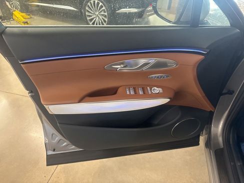 New 2026 Genesis GV70 2.5T Advanced image 10