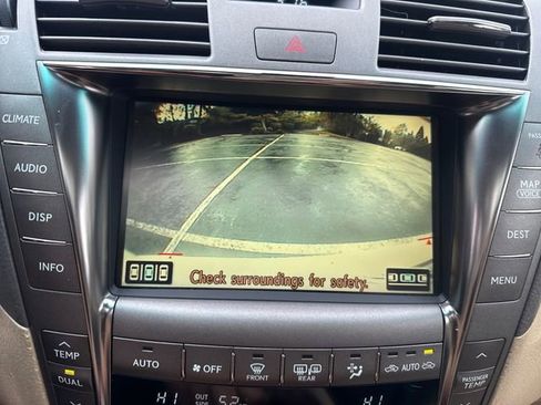 Used 2007 Lexus LS 460 RWD image 19