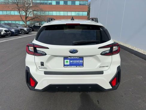 Used 2024 Subaru Crosstrek 2.0i Premium image 7