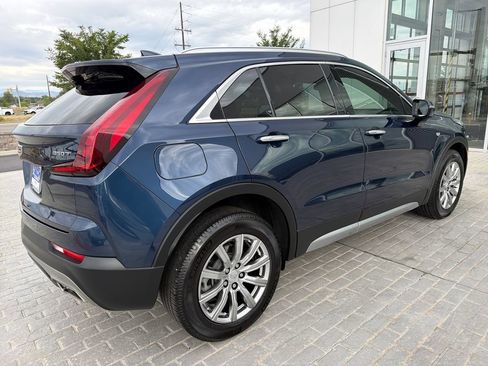 Used 2021 Cadillac XT4 Premium Luxury AWD/4WD image 5