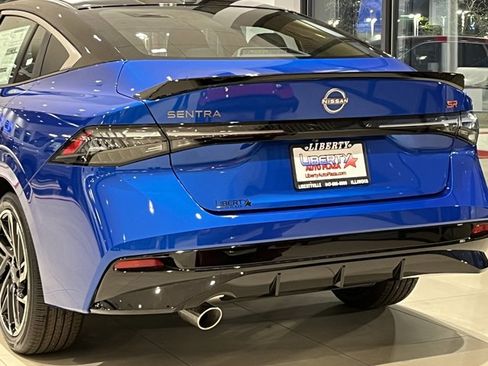 New 2026 Nissan Sentra SR w/ Floor Mat Package FWD image 20