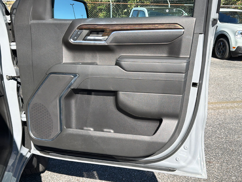 Used 2024 GMC Sierra 1500 Elevation AWD/4WD image 14