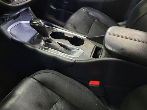 Used 2018 Chevrolet Malibu LT w/ Leather Package FWD image 26
