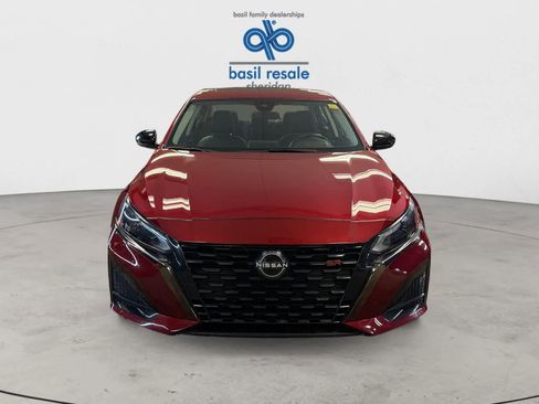 Used 2023 Nissan Altima 2.5 SR image 7