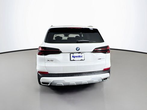 New 2026 BMW X5 xDrive50e w/ Parking Assistance Package AWD/4WD image 5