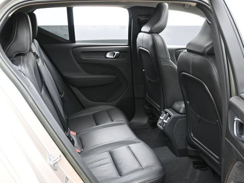 Used 2023 Volvo XC40 B4 Plus w/ Protection Package FWD image 25