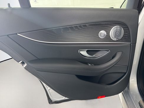 Used 2020 Mercedes-Benz E 350 E 350 w/ Parking Assistance Package image 26