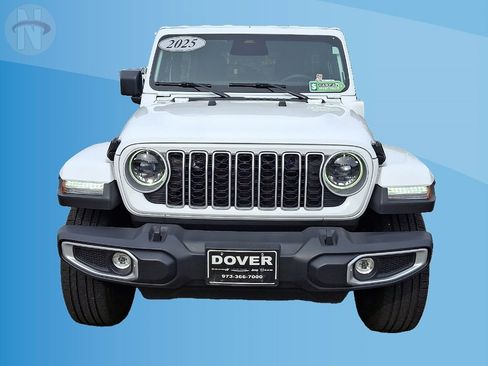 Certified 2025 Jeep Wrangler Unlimited Sahara AWD/4WD image 20