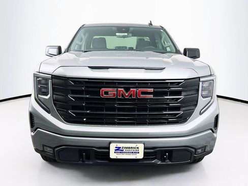 New 2026 GMC Sierra 1500 Elevation image 2