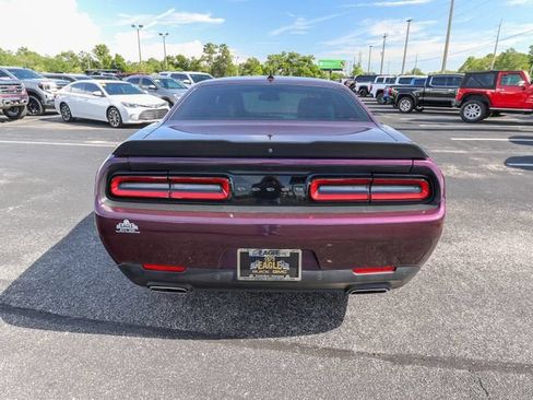 Used 2022 Dodge Challenger GT w/ Plus Package RWD image 8