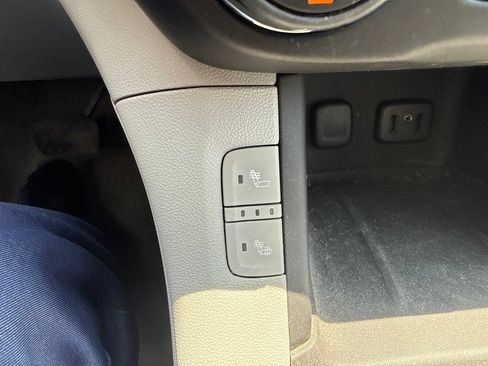 Used 2017 GMC Acadia SLT FWD image 32