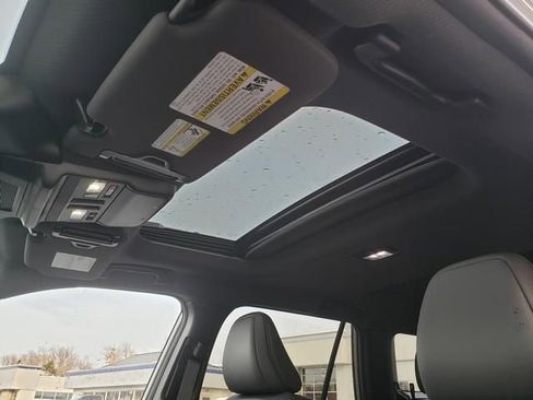 Used 2026 Subaru Outback Premium image 15