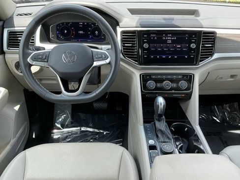 Used 2022 Volkswagen Atlas SE AWD/4WD image 12