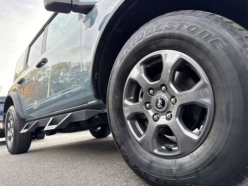 Used 2022 Ford Bronco Big Bend image 9