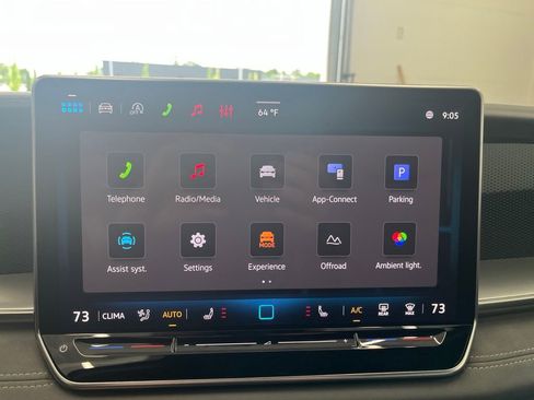 New 2026 Volkswagen Tiguan SE R-Line AWD/4WD image 25