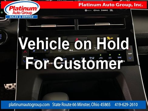 Used 2019 Toyota Avalon Touring FWD image 23