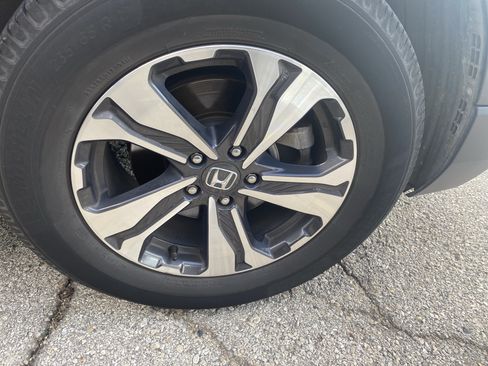 Used 2018 Honda CR-V LX image 36