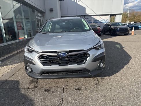 Certified 2025 Subaru Crosstrek 2.5i Limited w/ Crosstrek Mirror Package image 3