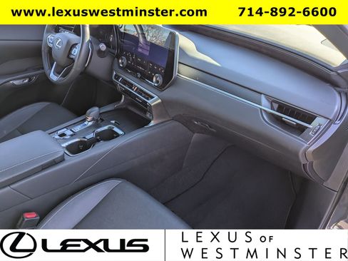 Used 2025 Lexus RX 350 Premium image 5