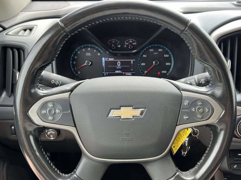 Used 2017 Chevrolet Colorado Z71 AWD/4WD image 21