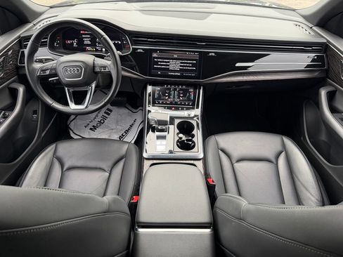 Used 2021 Audi Q8 Prestige w/ Prestige Package AWD/4WD image 15