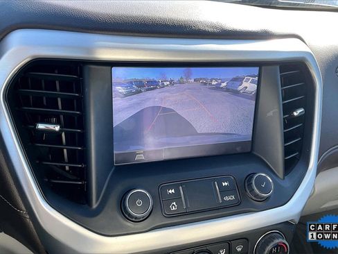 Used 2023 GMC Acadia SLT image 14