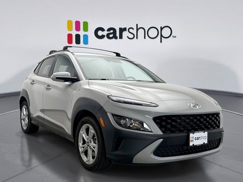 Used 2023 Hyundai Kona SEL image 7