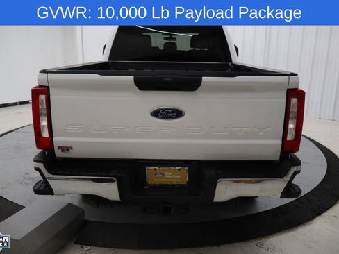 Certified 2025 Ford F250 XLT image 4