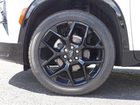 Certified 2026 Chevrolet Traverse RS AWD/4WD image 14