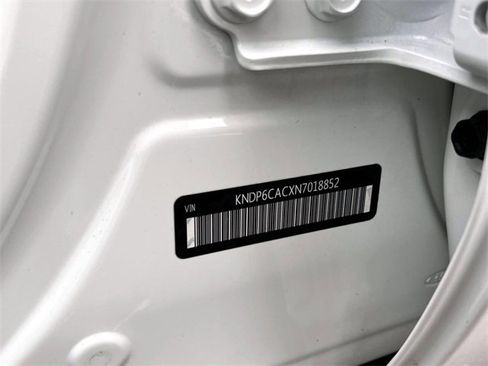 Used 2022 Kia Sportage Nightfall Edition image 21