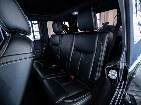 Used 2014 Jeep Wrangler Unlimited Rubicon w/ Connectivity Group image 45