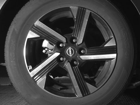 Used 2025 Nissan Sentra SV image 15