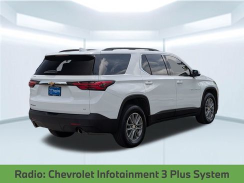Used 2023 Chevrolet Traverse LT FWD image 7