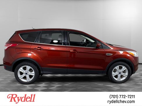 Used 2016 Ford Escape SE image 6