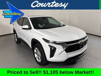 Used 2024 Chevrolet Trax LS w/ LS Convenience Package