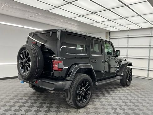 Used 2023 Jeep Wrangler Unlimited Sahara w/ Cold Weather Group image 23