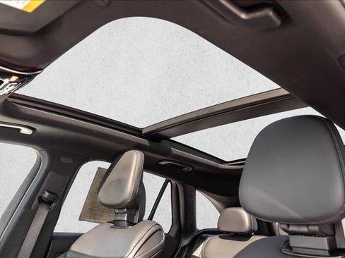 Certified 2026 Mercedes-Benz GLC 300 4MATIC image 13